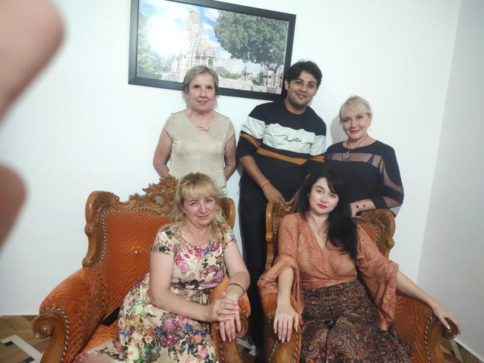 Khajuraho Glory Homestay Buitenkant foto