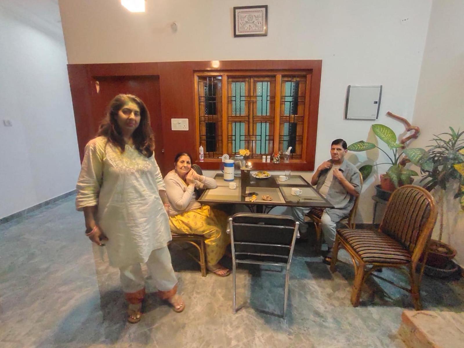 Khajuraho Glory Homestay Buitenkant foto