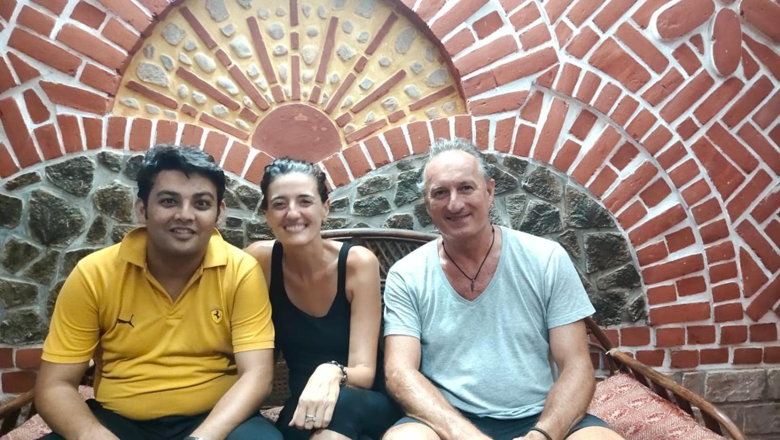 Khajuraho Glory Homestay Buitenkant foto